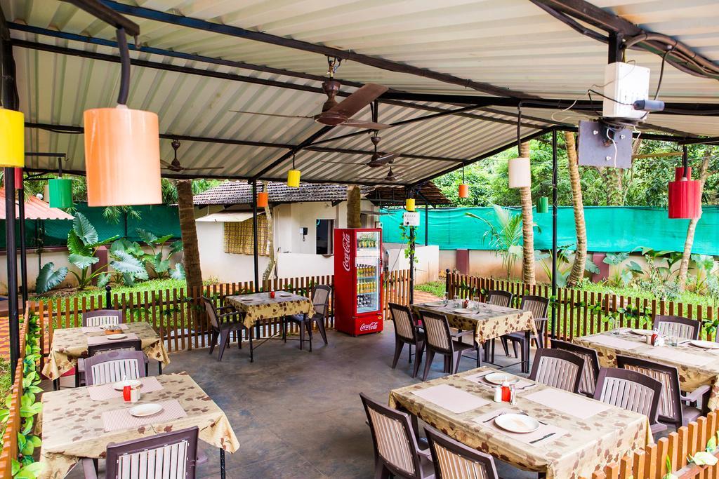 Lazy Frog Guest House Cavelossim Ngoại thất bức ảnh