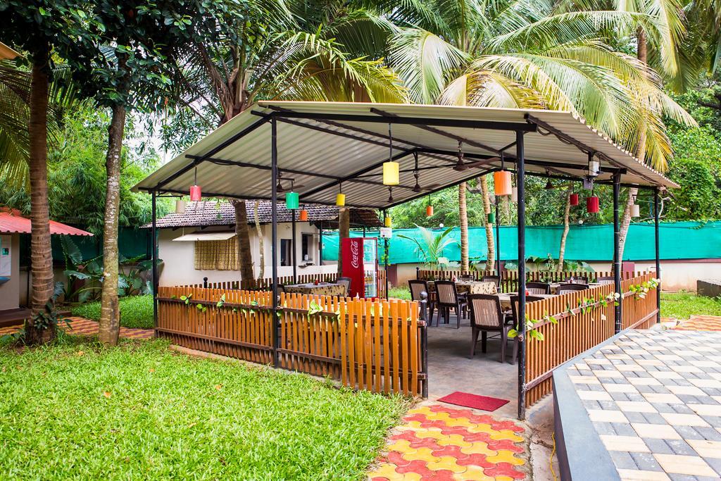 Lazy Frog Guest House Cavelossim Ngoại thất bức ảnh