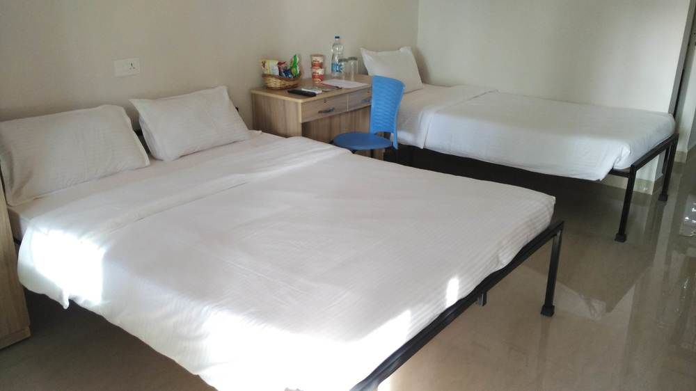 Lazy Frog Guest House Cavelossim Ngoại thất bức ảnh